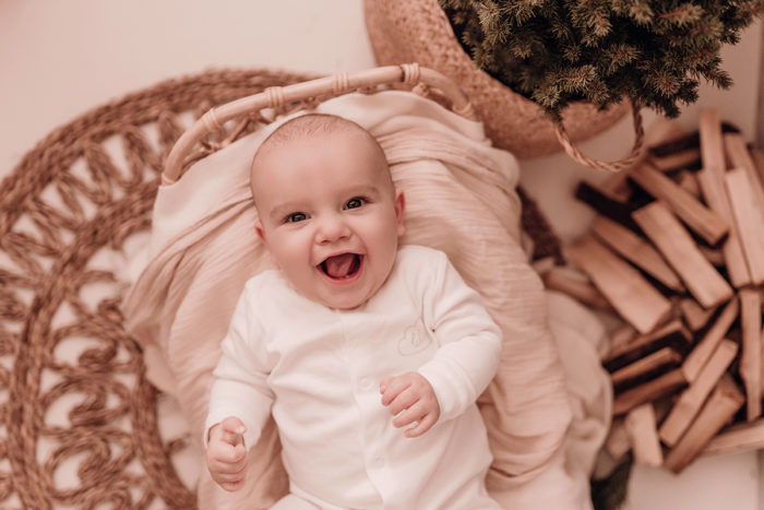 Familie im Studio fotografiert von Babyfotografin Duesseldorf einfallslicht fotografie 10