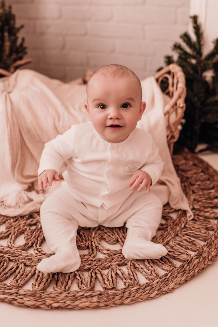 Familie im Studio fotografiert von Babyfotografin Duesseldorf einfallslicht fotografie 13