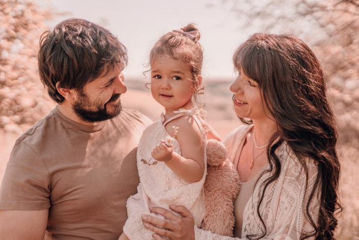 Familienshooting Düsseldorf, Familie, Geschwister, Geschwisterfotos, Babyfotos, einfallslicht fotografie, Familienbilder, Shooting im Park