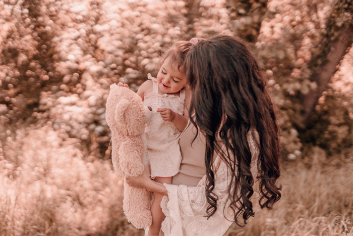 Familienshooting Düsseldorf, Familie, Geschwister, Geschwisterfotos, Babyfotos, einfallslicht fotografie, Familienbilder, Shooting im Park