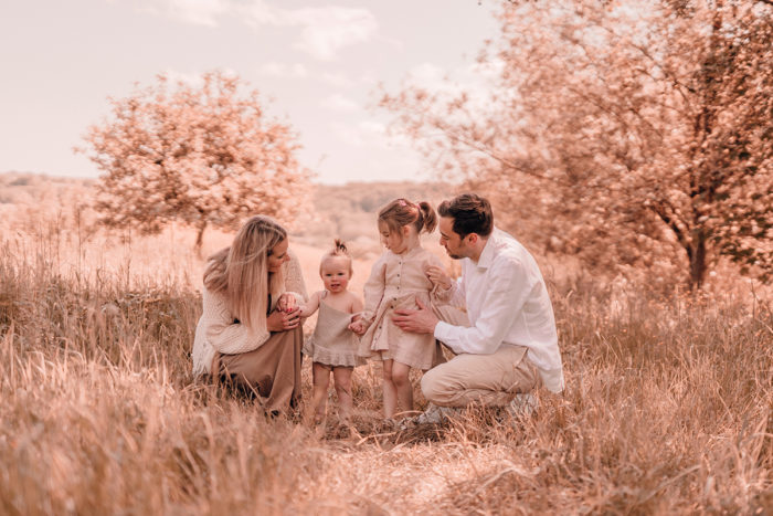 Familienshooting Düsseldorf, Familie, Geschwister, Geschwisterfotos, Babyfotos, einfallslicht fotografie, Familienbilder, Shooting im Park