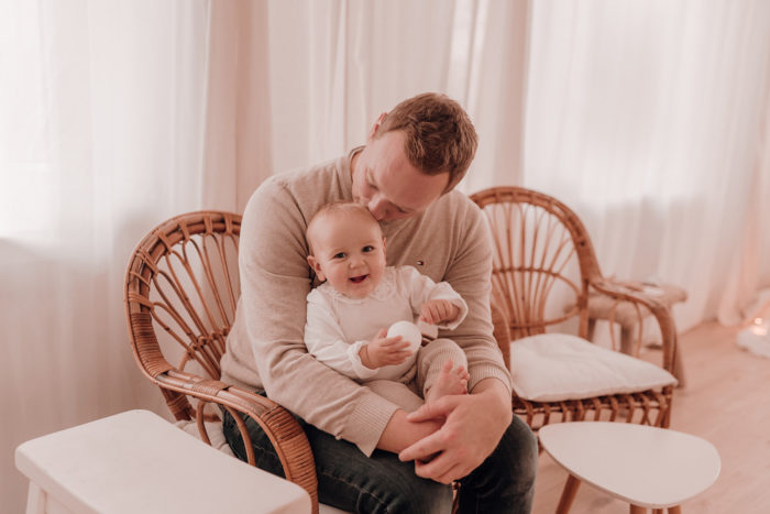 Familienshooting Düsseldorf, Familie, Geschwister, Geschwisterfotos, Babyfotos, einfallslicht fotografie, Familienbilder