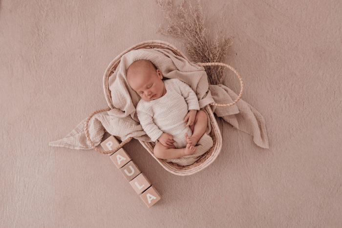 Babyfotografin Düsseldorf Babyfotos Babyshooting Familienshooting Babybauchshooting Neugeborenenshooting Newbornshooting