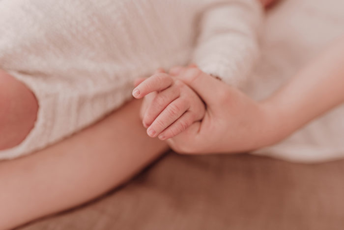 Babyfotografin Düsseldorf Babyfotos Babyshooting Familienshooting Babybauchshooting Neugeborenenshooting Newbornshooting