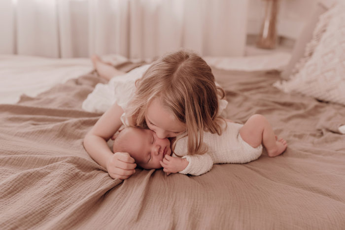 Babyfotografin Düsseldorf Babyfotos Babyshooting Familienshooting Babybauchshooting Neugeborenenshooting Newbornshooting