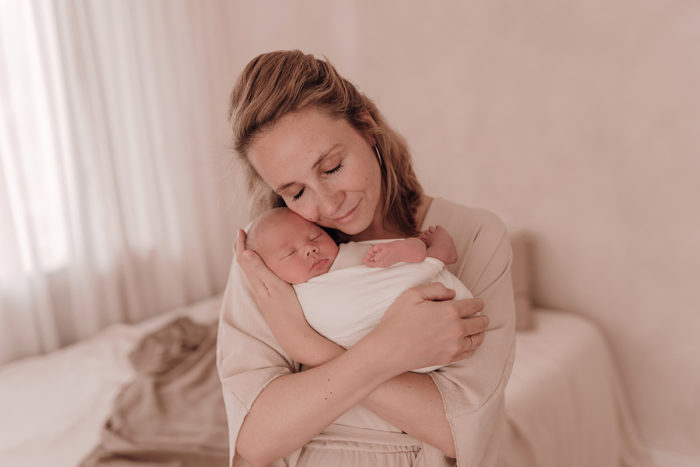 Babyfotografin Düsseldorf Babyfotos Babyshooting Familienshooting Babybauchshooting Neugeborenenshooting Newbornshooting