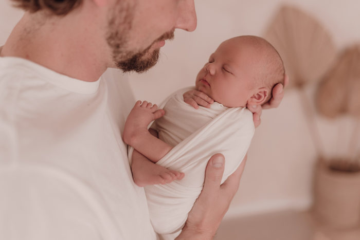 Babyfotografin Düsseldorf Babyfotos Babyshooting Familienshooting Babybauchshooting Neugeborenenshooting Newbornshooting