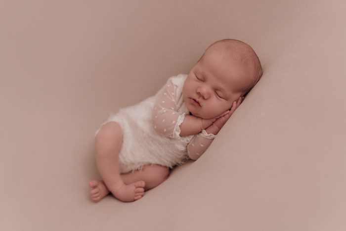 Babyfotografin Düsseldorf Babyfotos Babyshooting Familienshooting Babybauchshooting Neugeborenenshooting Newbornshooting