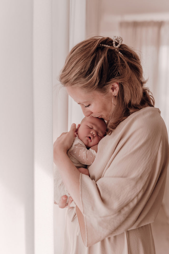 Babyfotografin Düsseldorf Babyfotos Babyshooting Familienshooting Babybauchshooting Neugeborenenshooting Newbornshooting