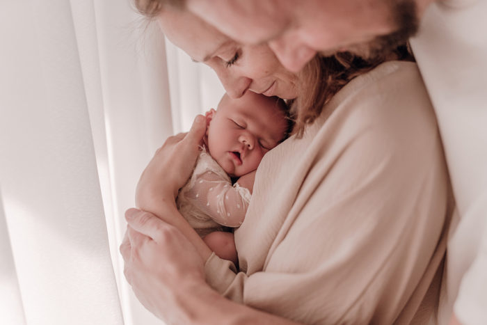 Babyfotografin Düsseldorf Babyfotos Babyshooting Familienshooting Babybauchshooting Neugeborenenshooting Newbornshooting