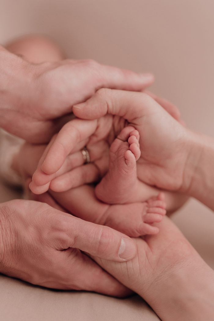 Babyfotografin Düsseldorf Babyfotos Babyshooting Familienshooting Babybauchshooting Neugeborenenshooting Newbornshooting