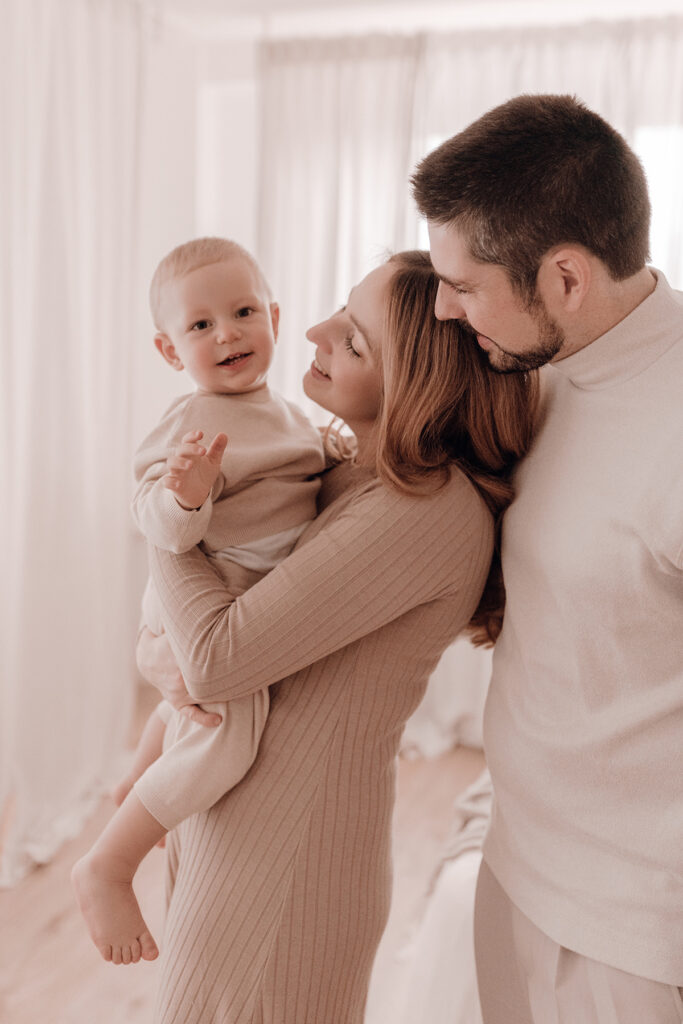 Mini-Shootings Weihnachten einfallslicht fotografie Familienfotos Geschwisterbilder Familienbilder Kinderfotos Duesseldorf